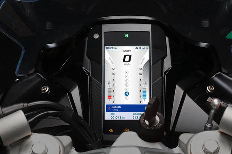 TVS Apache RR 310 image 20