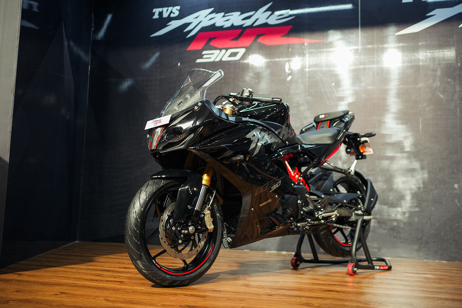 https://cdn.bikedekho.com/processedimages/tvs/tvs-akula-310/source/tvs-akula-3106aabcb0ba3749.jpg