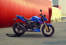 Used TVS Apache RTR 200 4V Bikes in Solapur