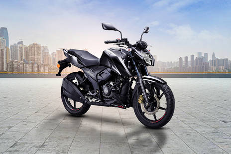 TVS Apache RTR 160 4V Black Edition