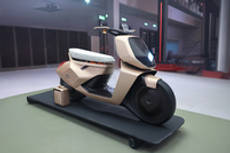 TVS Vision iQUBE Concept के स्पेसिफिकेशन