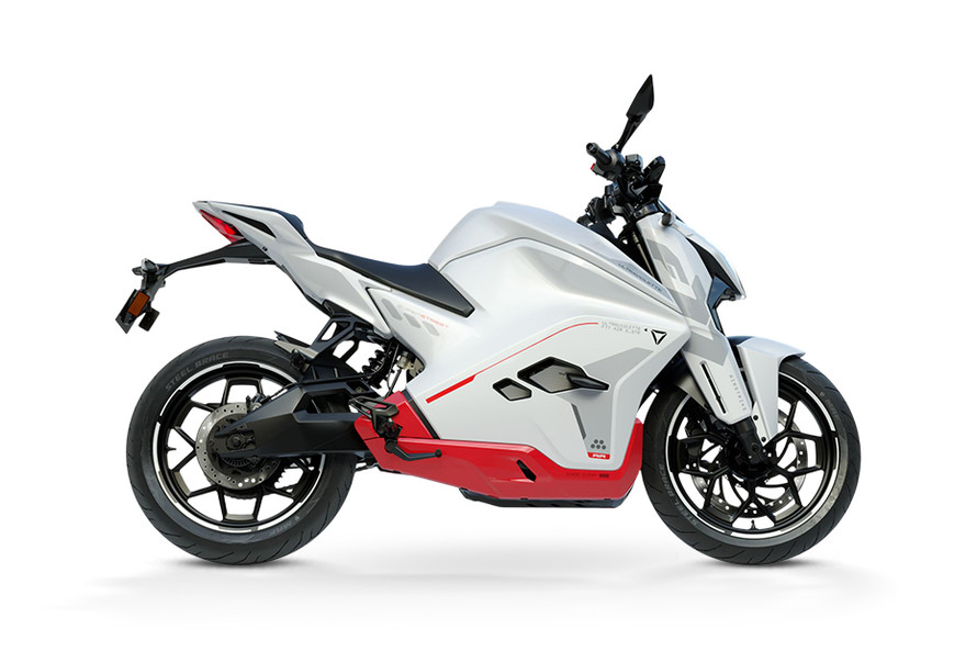 Airstrike Stellar White