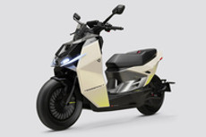 अल्ट्रावॉयलेट टेसरैक्ट कलर्स