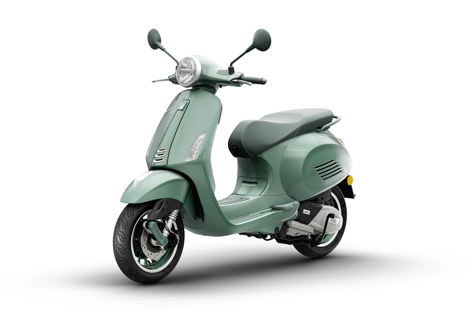 Vespa SXL 125 Price in Hojai (On Road)