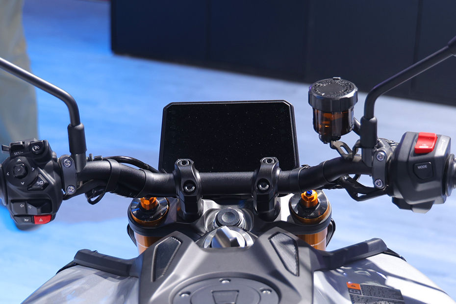 Yamaha MT-09 image 5