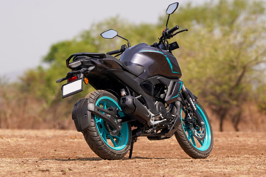Yamaha FZ S FI image 7