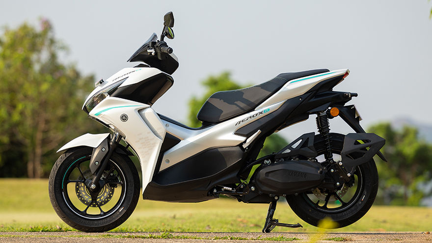 Yamaha Aerox-E Side Profile View (Left)