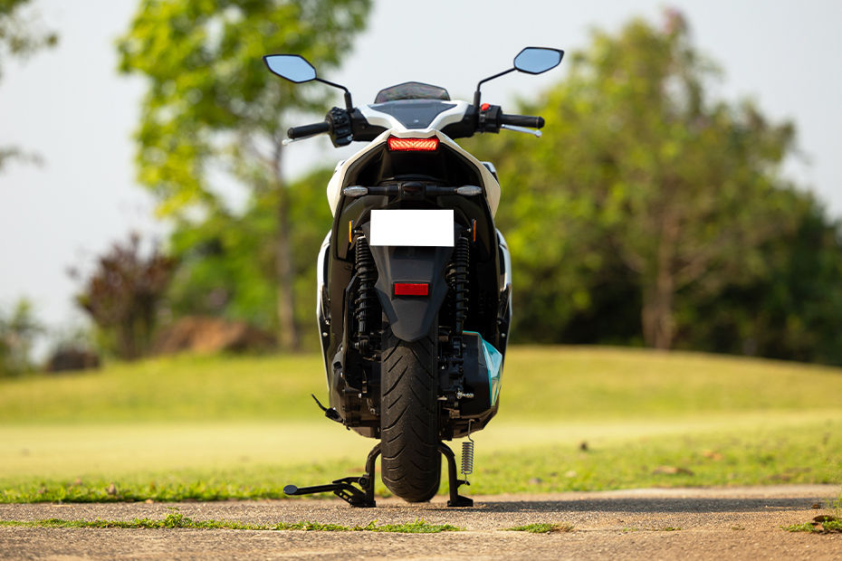 Yamaha Aerox-E image 6