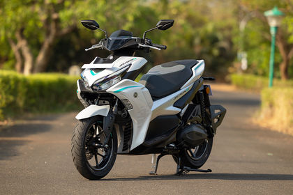 Yamaha Aerox-E Front Left Quarter View Yamaha Aerox-E Front Left Quarter View
