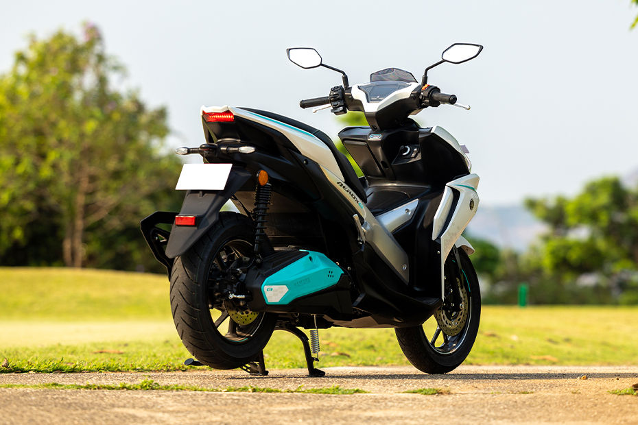 Yamaha Aerox-E image 7