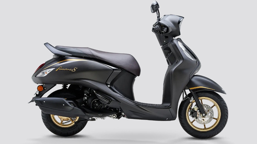 Yamaha Fascino 125 Fi Hybrid Side Profile View (Right)