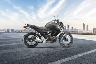 Yamaha FZ-S Fi Version 3.0 BS4 Right Side View