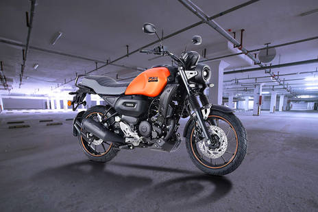 Yamaha FZ-X Matte Copper and Metallic Black