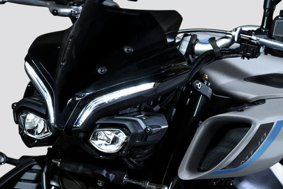 Yamaha MT-10 image 11