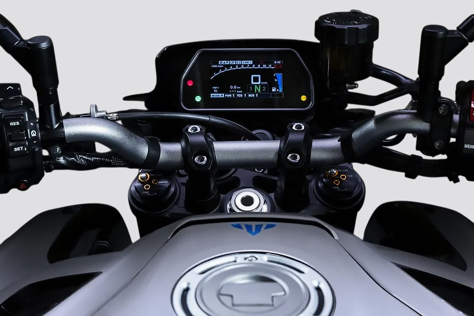 Yamaha MT-10 image 10
