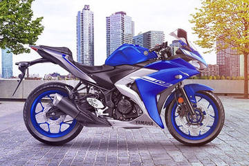 Yamaha YZF R3 BS4 Right Side View