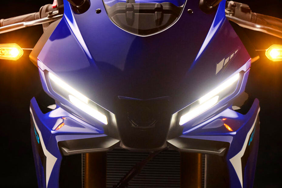 2026 Yamaha R3 image 8