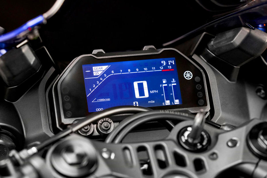 2026 Yamaha R3 image 7