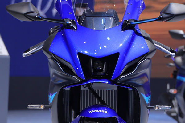 Yamaha R7 Headlamp Yamaha R7 Headlamp