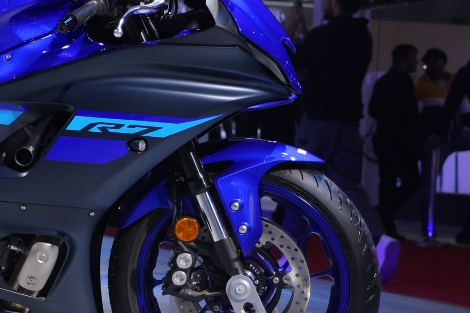 Yamaha R7 image 9