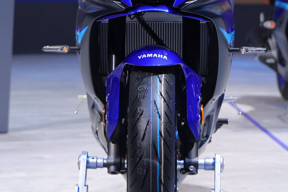 Yamaha R7 image 10