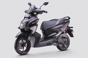Yamaha RayZR 125 Fi Hybrid
