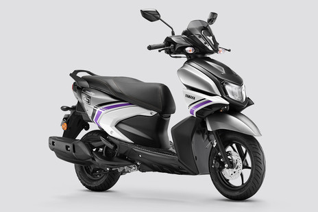 Yamaha RayZR 125 Fi Hybrid Price in Mumbai (On Road)