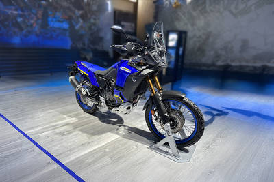 Yamaha Tenere 700 फ्रंट राइट व्यू