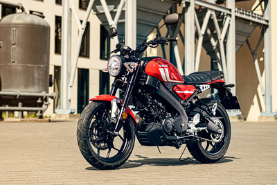 Yamaha XSR125 Front Left Quarter View