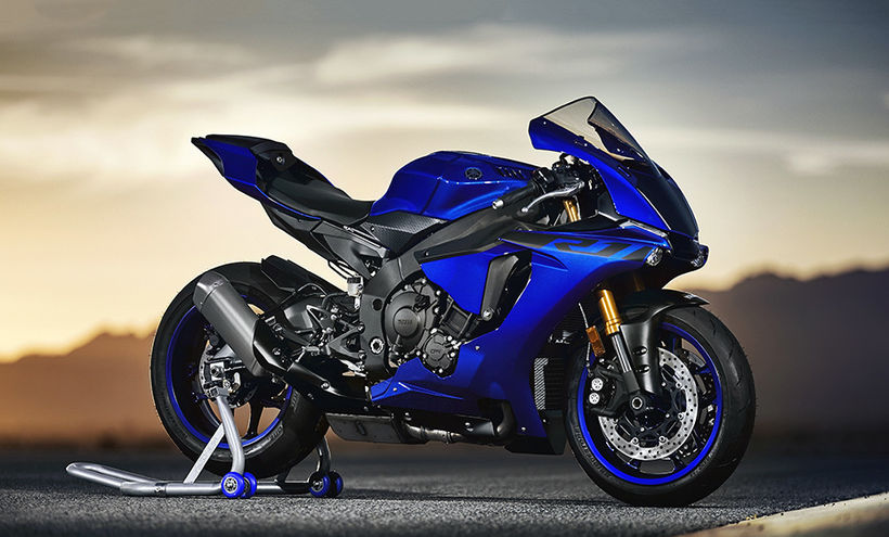 Yamaha YZF R1 Front Right View