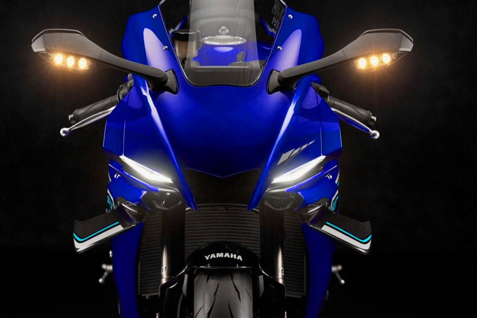 Yamaha YZF R1 image 11