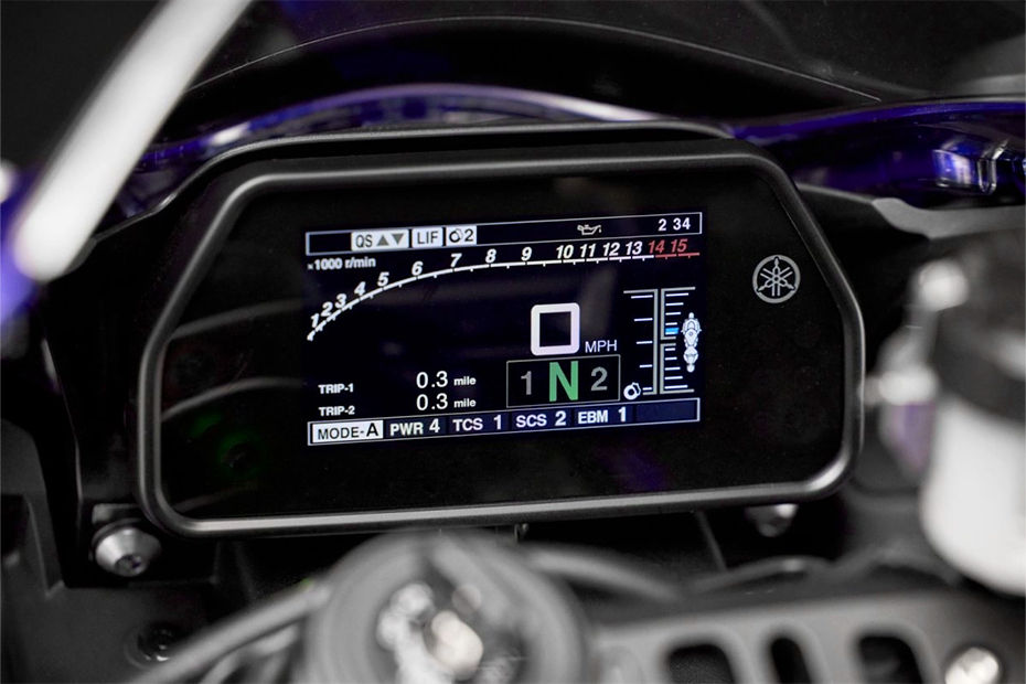 Yamaha YZF R1 image 10