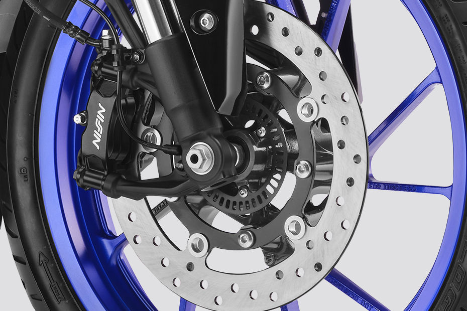Yamaha YZF-R2 image 12