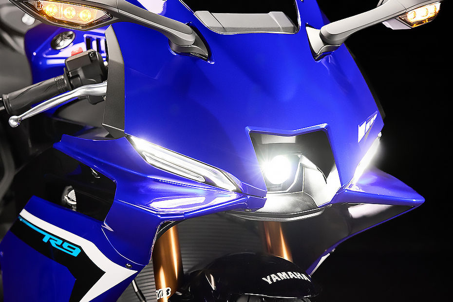 Yamaha YZF R9 image 12