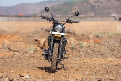 Yezdi Scrambler 350 Front View Yezdi Scrambler 350 Front View