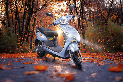 Yo Edge DX Front Right Quarter View Yo Edge DX Front Right Quarter View
