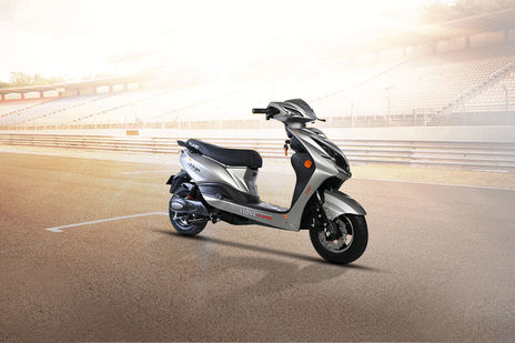 【Yuki！】 YUKIE Yuvee Images, Yuvee Photos & 360 View