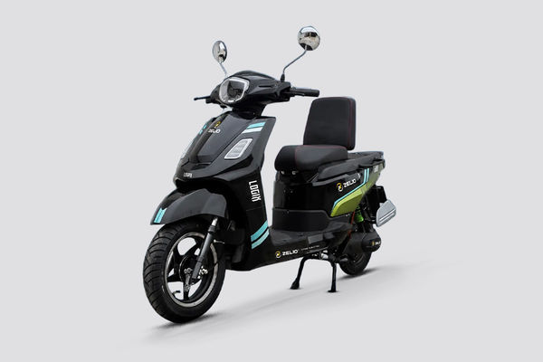Zelio Logix Front Left Quarter View Zelio Logix Front Left Quarter View