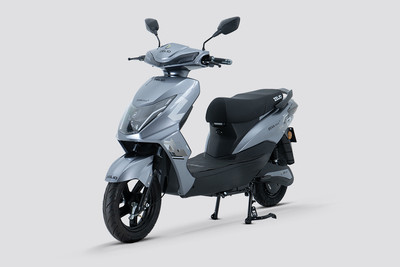 Zelio Eeva Eco  Front Left Quarter View