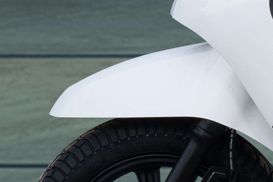 Zelio Eeva ZX+ Front Mudguard Image - BikeDekho