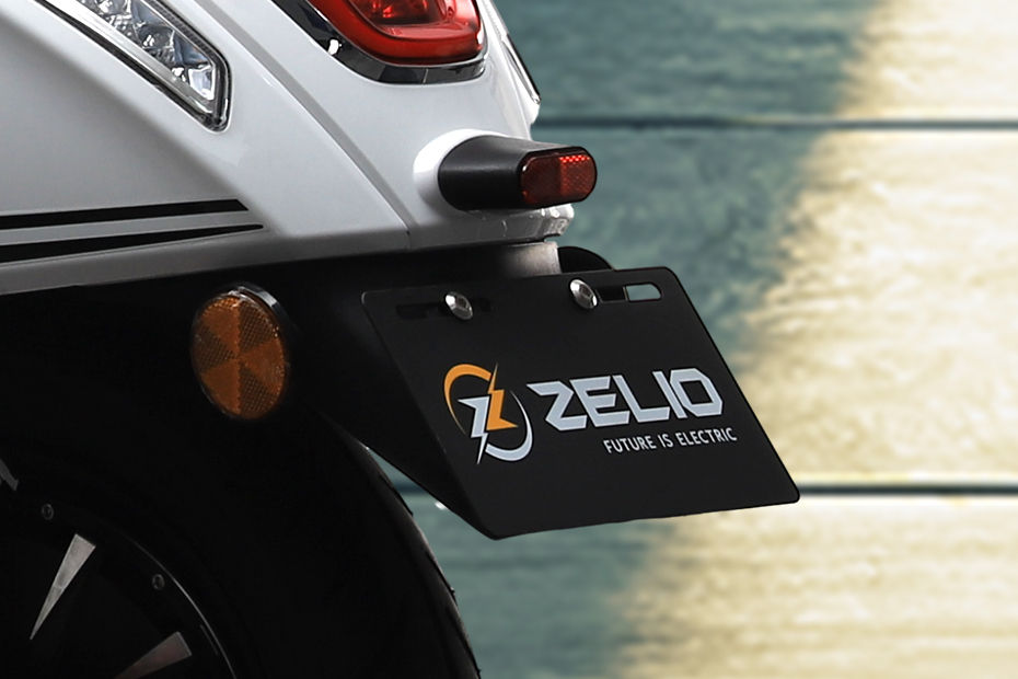 Images, videos & 360 view of Zelio Eeva ZX+ - BikeDekho