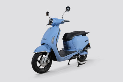 Zelio Gracy Pro Front Left Quarter View Zelio Gracy Pro Front Left Quarter View