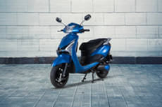 Zelio Legender Plus Premium कलर्स