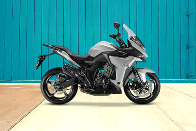 Zontes 350X दाईं ओर का दृश्य