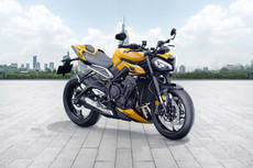 Mileage of Triumph Street Triple 765