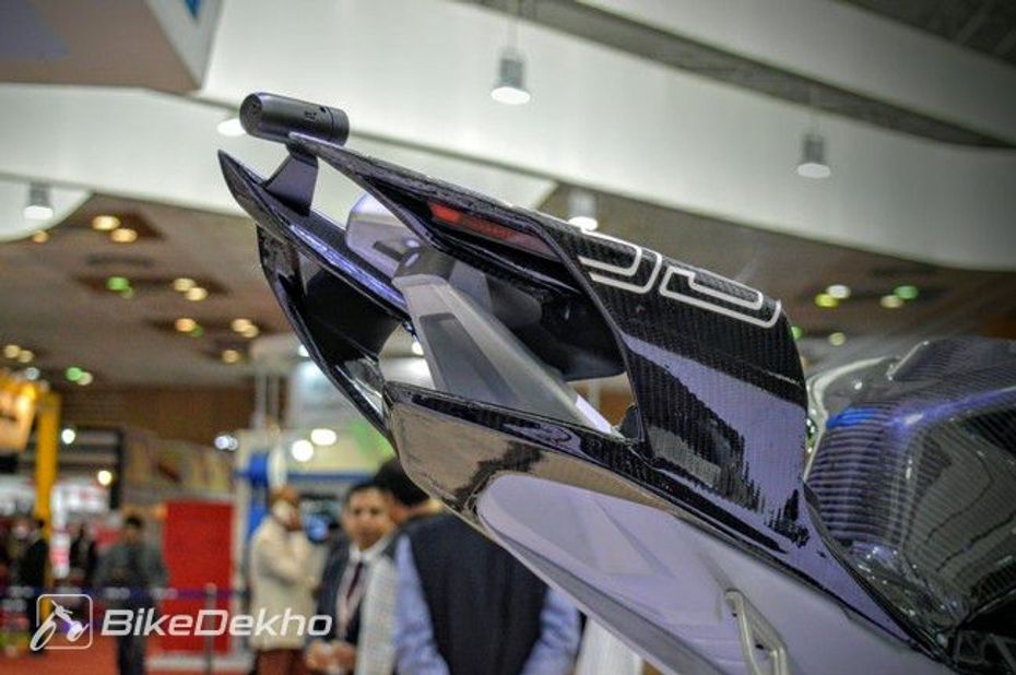 TVS Akula 310 Images