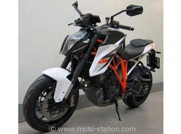 Final Version of the KTM 1290 Super Duke R Spied Final Version of the KTM 1290 Super Duke R Spied