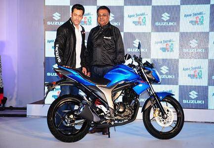 Suzuki started bookings of Gixxer at Rs. 5000