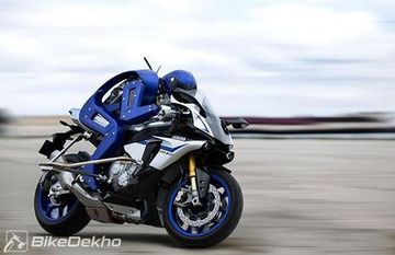 Yamaha MOTOBOT Ver. 1 Exhibited at the 44th Tokyo Motor Show Yamaha MOTOBOT Ver. 1 Exhibited at the 44th Tokyo Motor Show