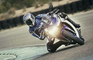 Yamaha India Dealers Unhappy with YZF-R3 Supply, Avoid Keeping Stock and Test Rides Yamaha India Dealers Unhappy with YZF-R3 Supply, Avoid Keeping Stock and Test Rides